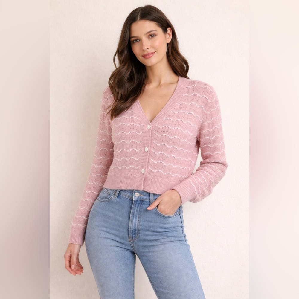 Lush sweater. Love Shack vibes SZ L